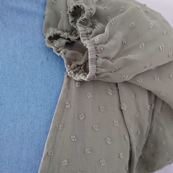 Wrap style blouse - Picture 3 of 5